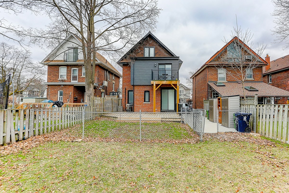 Lower-61 Clouston Avenue, Toronto, ON, M9N 1A6 - 23