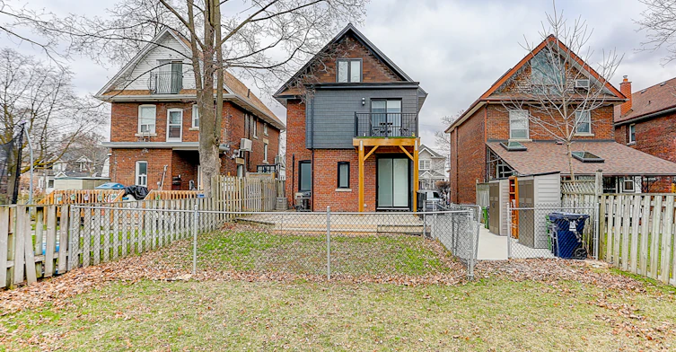 Lower-61 Clouston Avenue, Toronto, ON, M9N 1A6 - 23