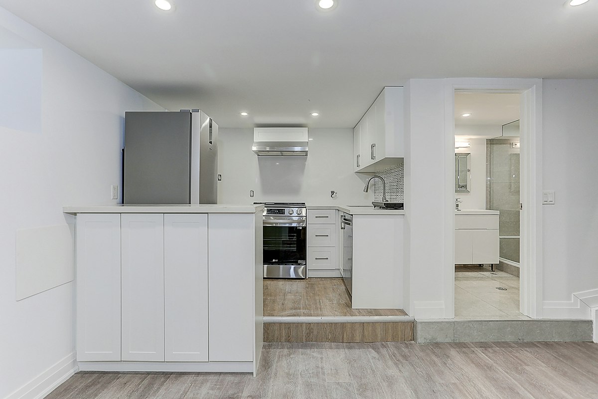 Lower-61 Clouston Avenue, Toronto, ON, M9N 1A6 - 2