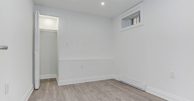 Lower-61 Clouston Avenue, Toronto, ON, M9N 1A6 - 15