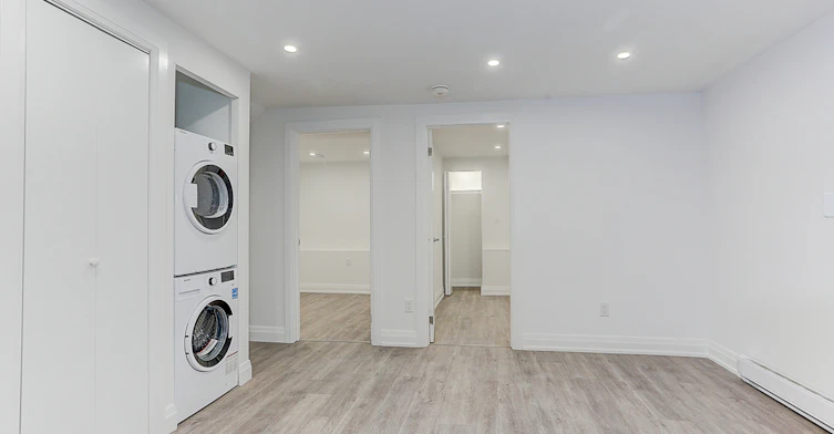 Lower-61 Clouston Avenue, Toronto, ON, M9N 1A6 - 11