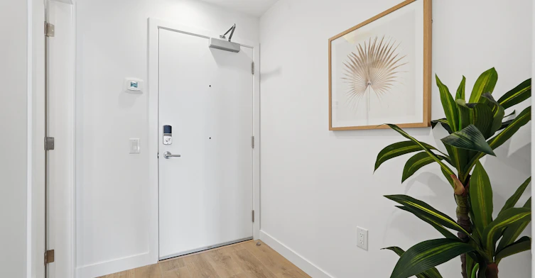 275 East 2nd Avenue, North Vancouver, BC, V7L 1C4 - 9