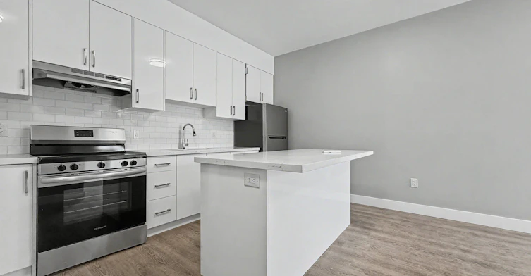 6-199 Pine Street, Tay, ON, L0K 2C0 - 8