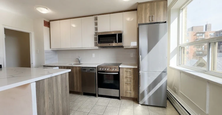 U31-140 Springhurst 31 Avenue, Toronto, ON, M6K 1C1 - 5