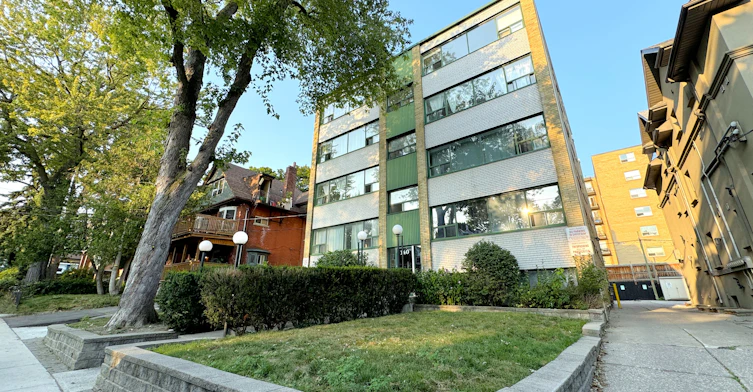 U31-140 Springhurst 31 Avenue, Toronto, ON, M6K 1C1 - 15