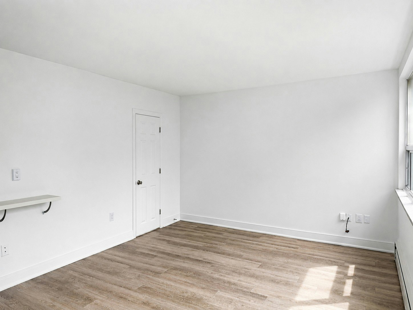 U31-140 Springhurst 31 Avenue, Toronto, ON, M6K 1C1 - 4