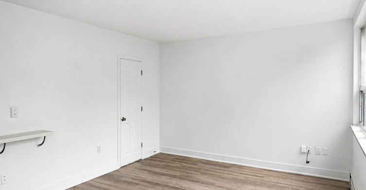 U31-140 Springhurst 31 Avenue, Toronto, ON, M6K 1C1 - 4