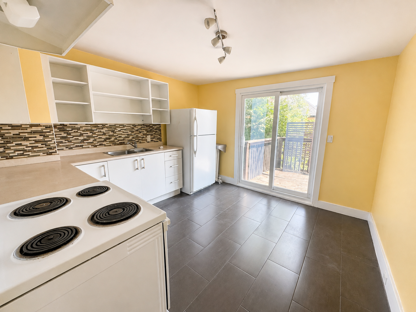 45 Fairleigh Crescent, Hamilton, ON, L8M 2L1 - 4