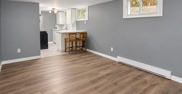 103-200 Craydon Road, Whitby, ON, L1N 2B6