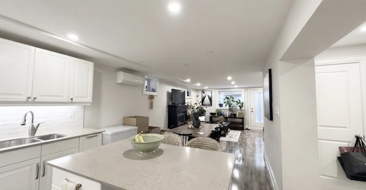 Garden Suite-117 Chaplin Crescent, Toronto, ON, M5P 1A6 - 2