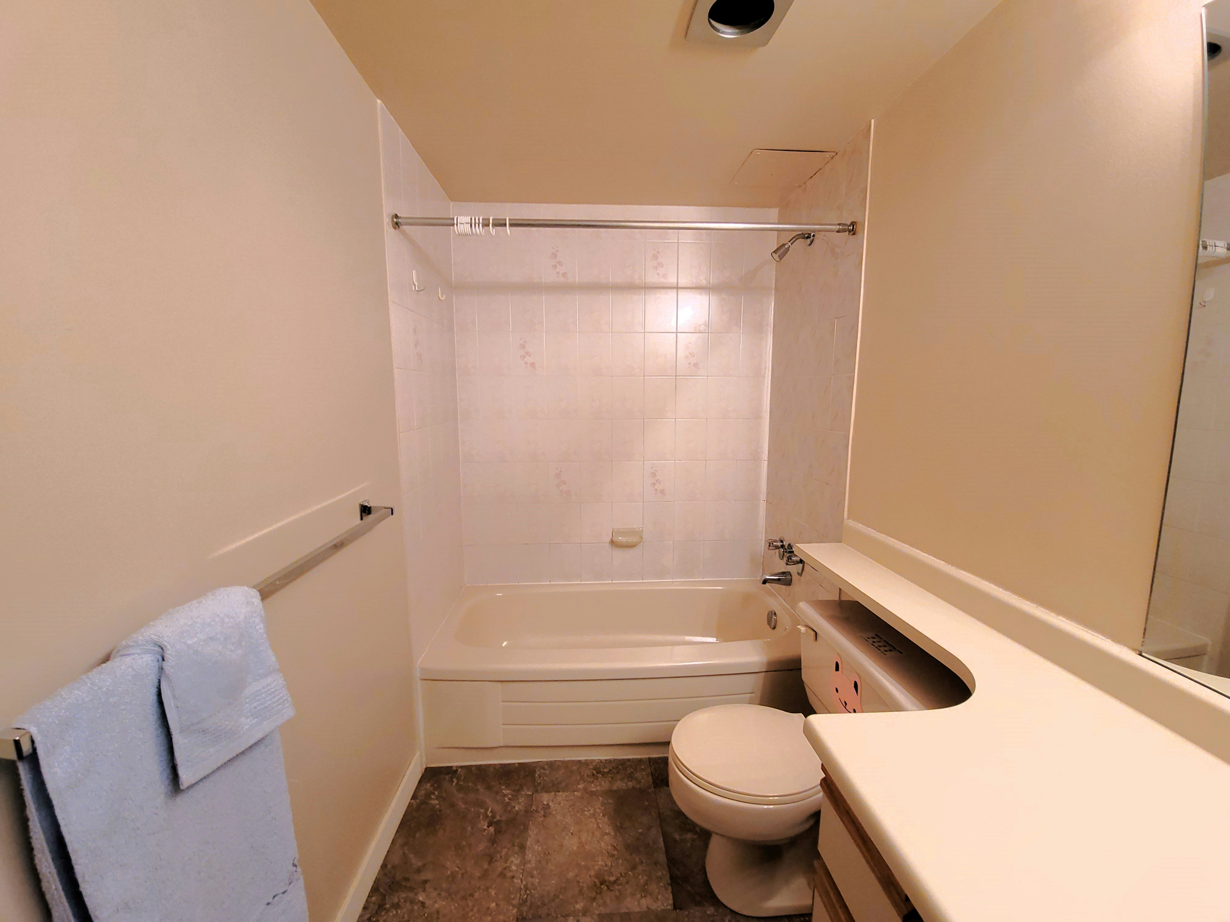 106-8700 Westminster Highway, Richmond, BC, V6X 1A8 - 9