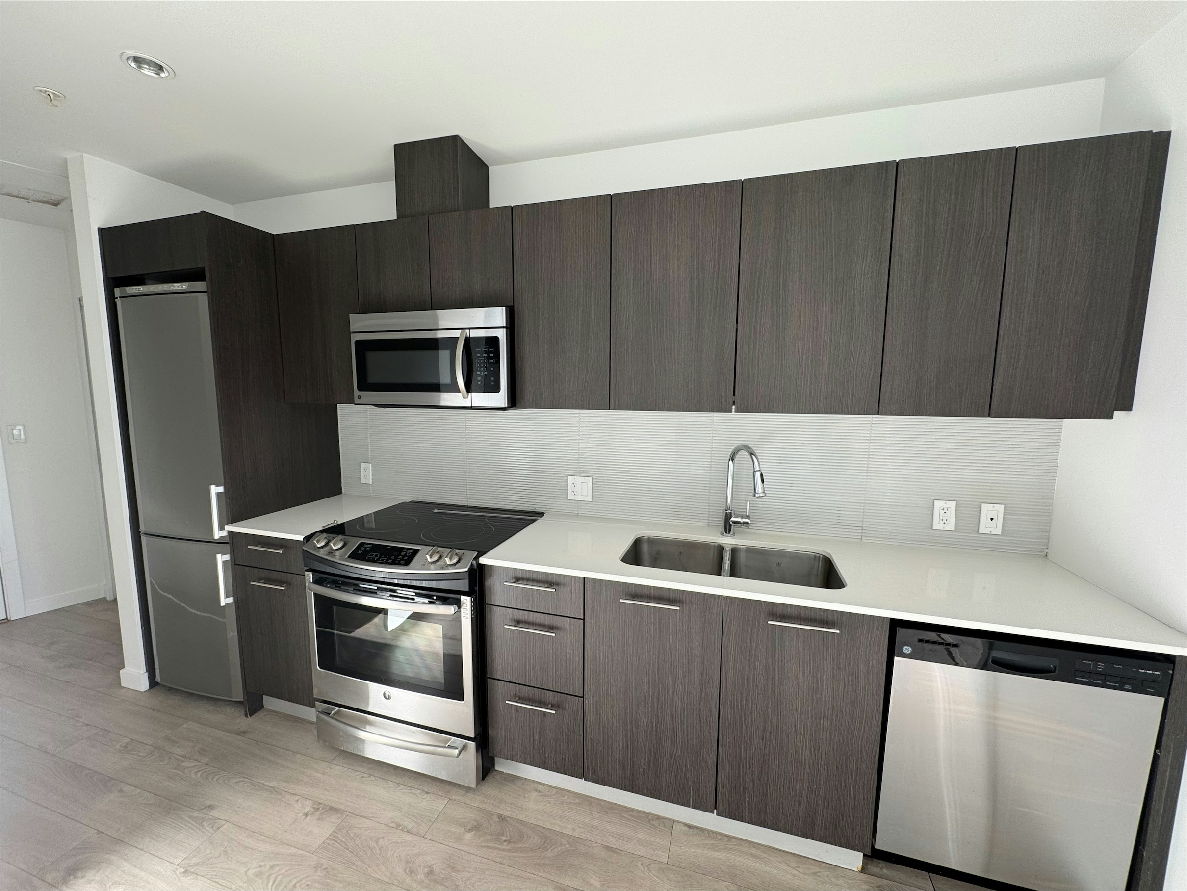 2411-97 West Georgia Street, Vancouver, BC, V6B 0N7 - 3