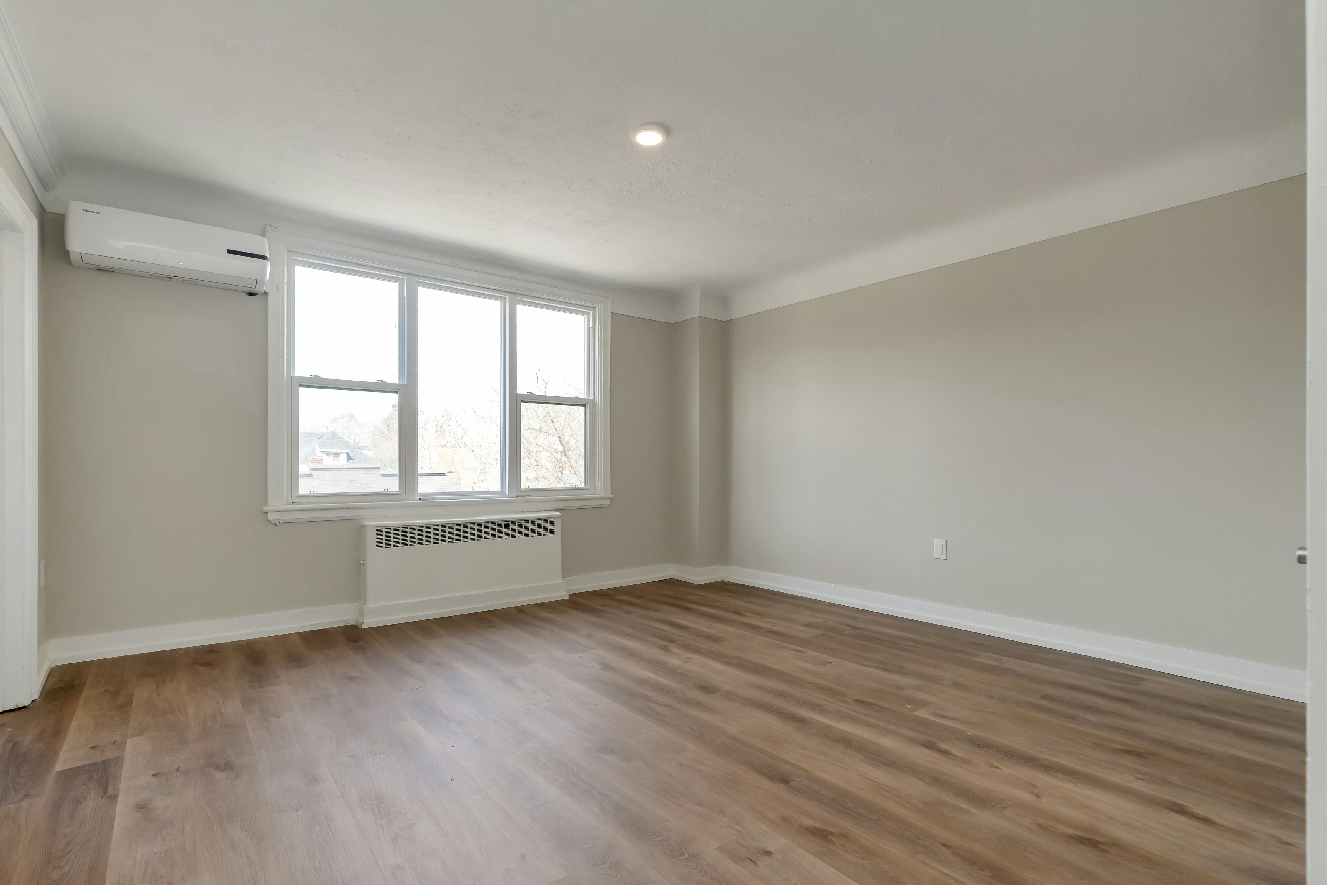 133 Prospect Street S, Hamilton, ON, L8M 1M6