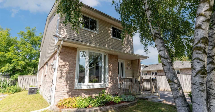 792 Hillcroft Street, Oshawa, ON, L1G 7H6