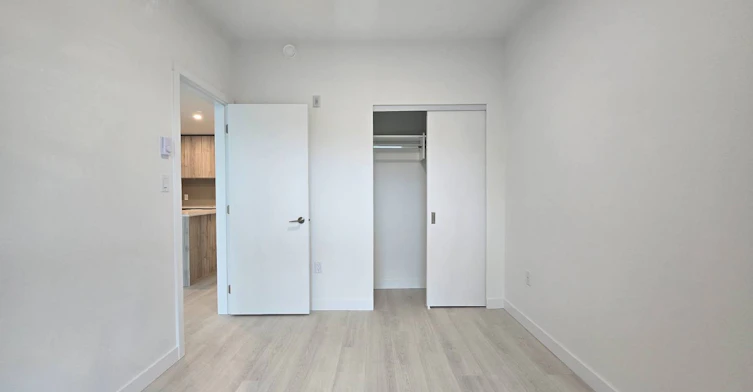 606-3594 North Malsum Vancouver Drive, North Vancouver, BC - 8