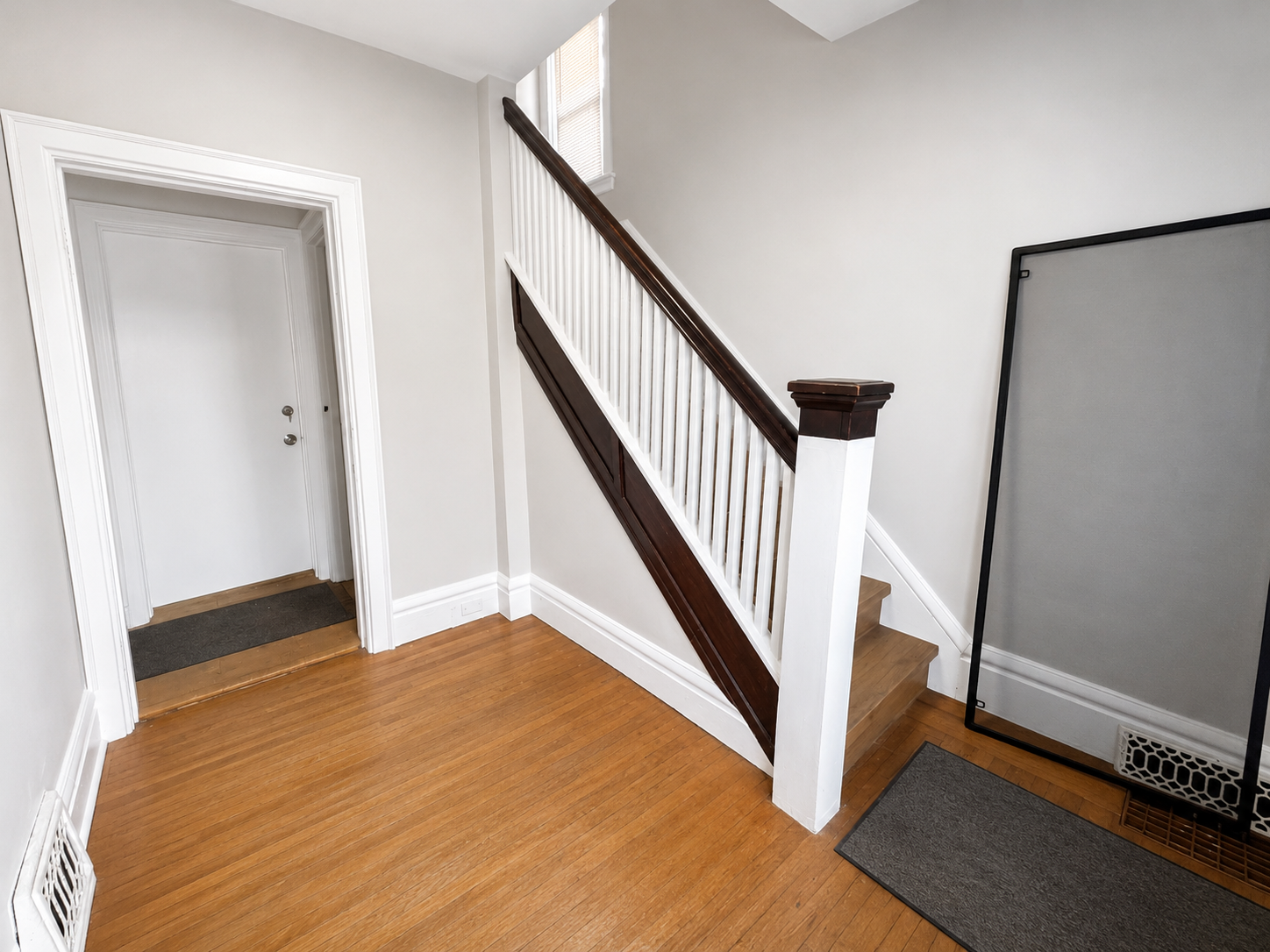 Unit 1-108 Kensington Avenue N, Hamilton, ON, L8L 7N2 - 3