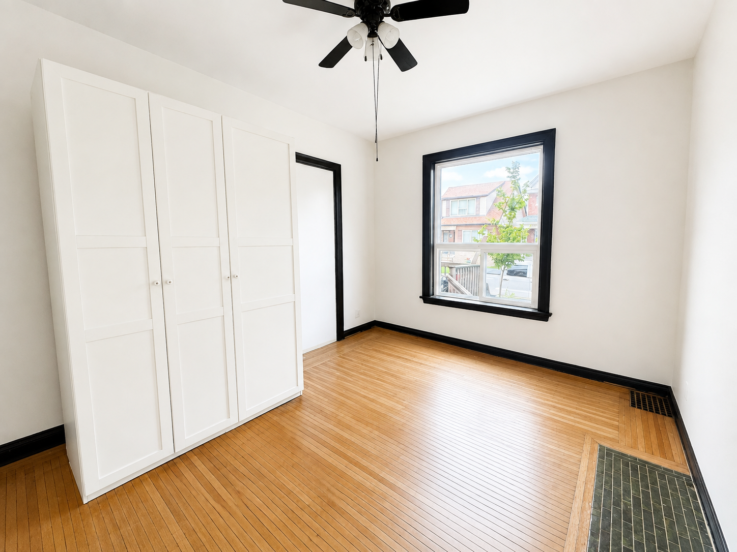 Unit 1-108 Kensington Avenue N, Hamilton, ON, L8L 7N2 - 10