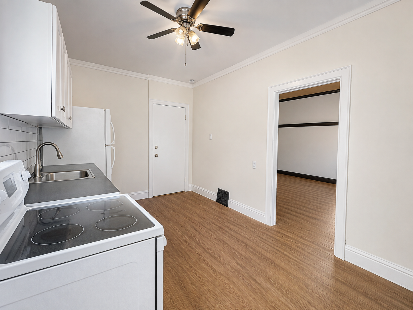 Unit 1-108 Kensington Avenue N, Hamilton, ON, L8L 7N2 - 5