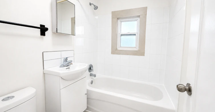 Unit 1-108 Kensington Avenue N, Hamilton, ON, L8L 7N2 - 12
