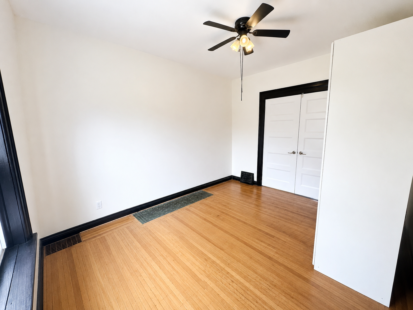 Unit 1-108 Kensington Avenue N, Hamilton, ON, L8L 7N2 - 11