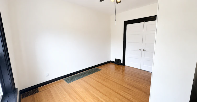 Unit 1-108 Kensington Avenue N, Hamilton, ON, L8L 7N2 - 11