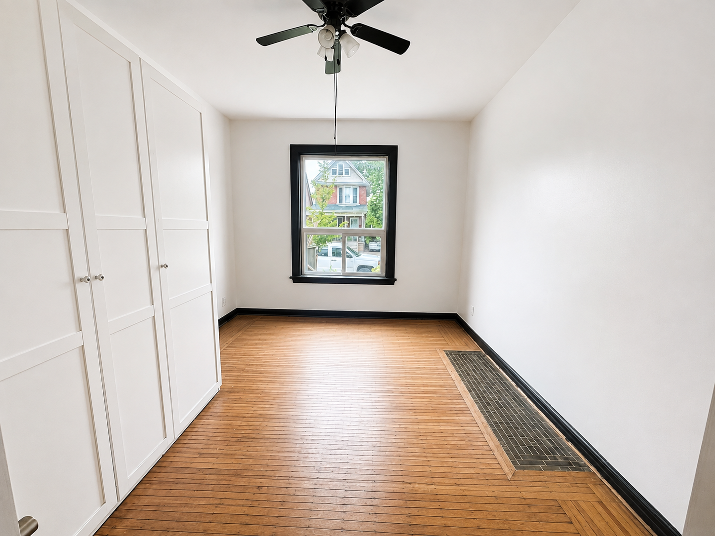 Unit 1-108 Kensington Avenue N, Hamilton, ON, L8L 7N2 - 9