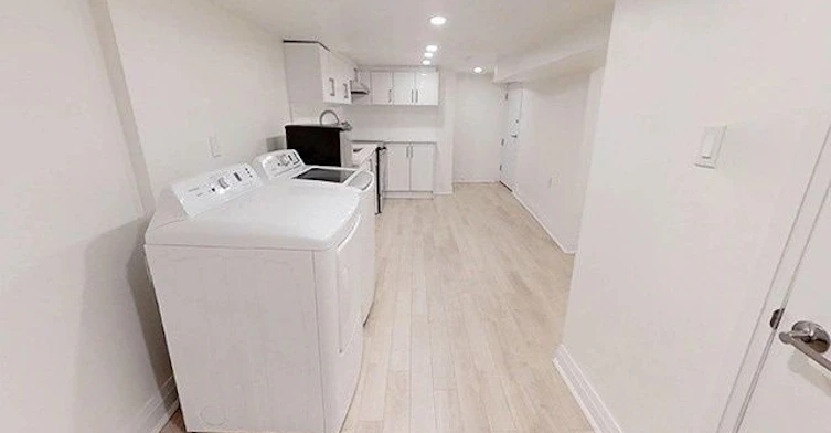 Lower (3)-244 Boulton Avenue, Toronto, ON, M4M 2K1 - 4