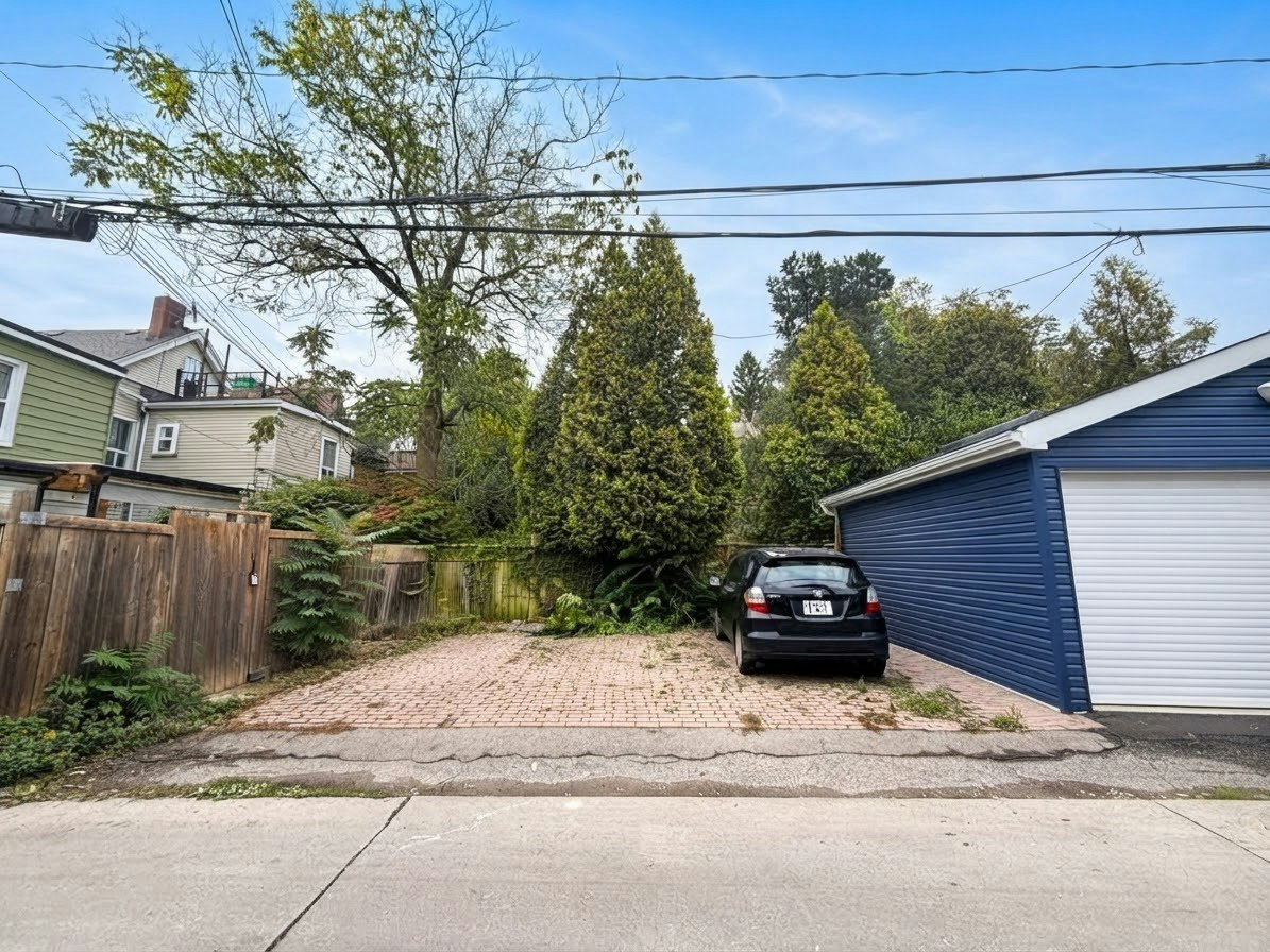 Lower (3)-244 Boulton Avenue, Toronto, ON, M4M 2K1 - 13