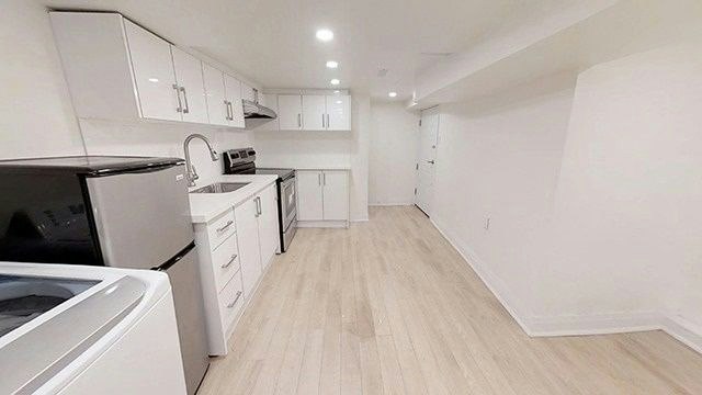 Lower (3)-244 Boulton Avenue, Toronto, ON, M4M 2K1 - 6