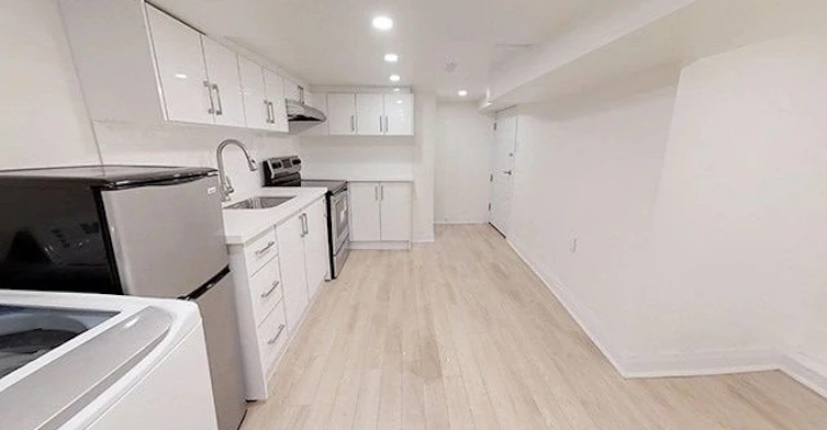 Lower (3)-244 Boulton Avenue, Toronto, ON, M4M 2K1 - 6