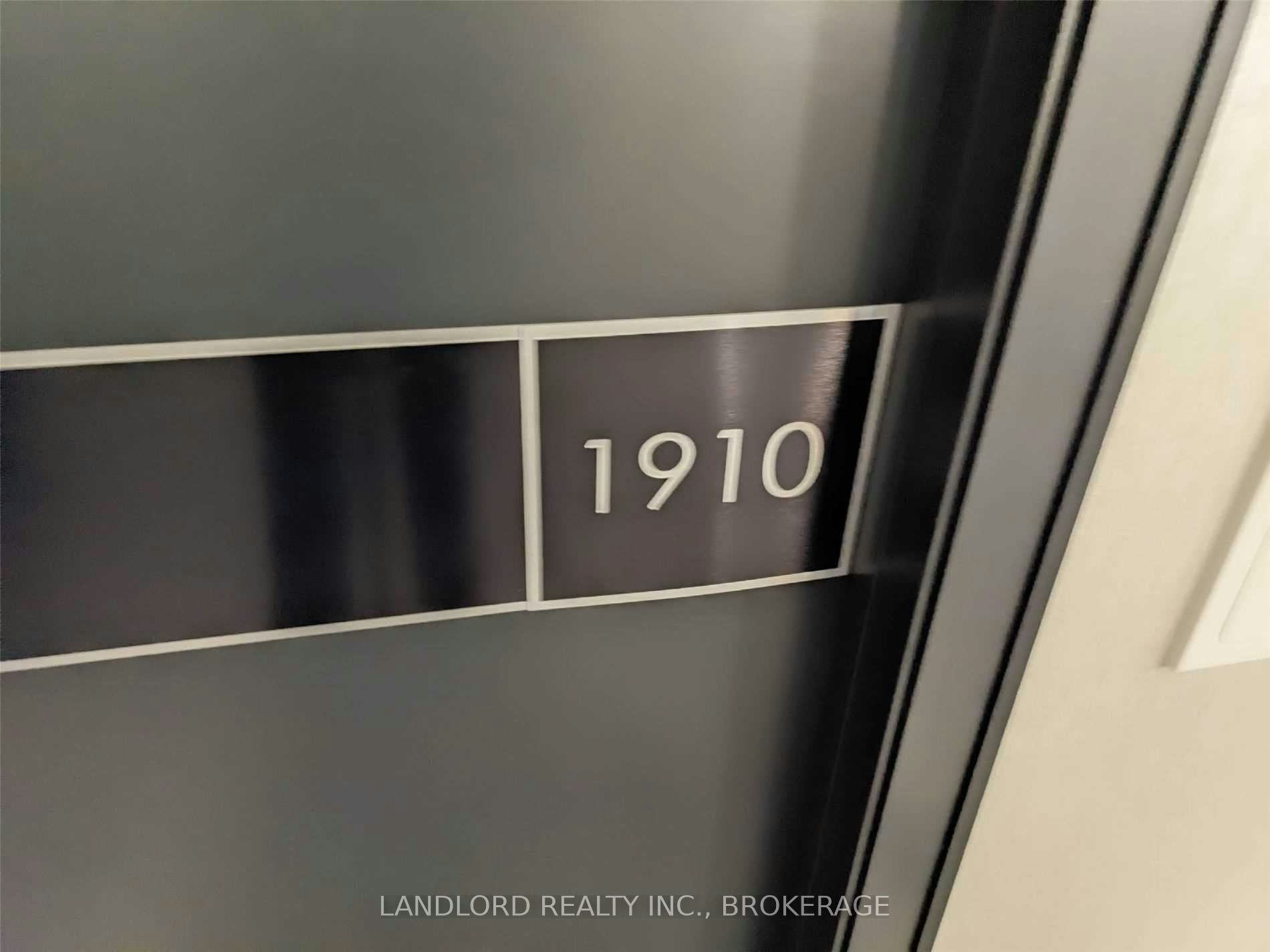 1910-215 Fort York Boulevard, Toronto, ON, M5V 4A2 - 16