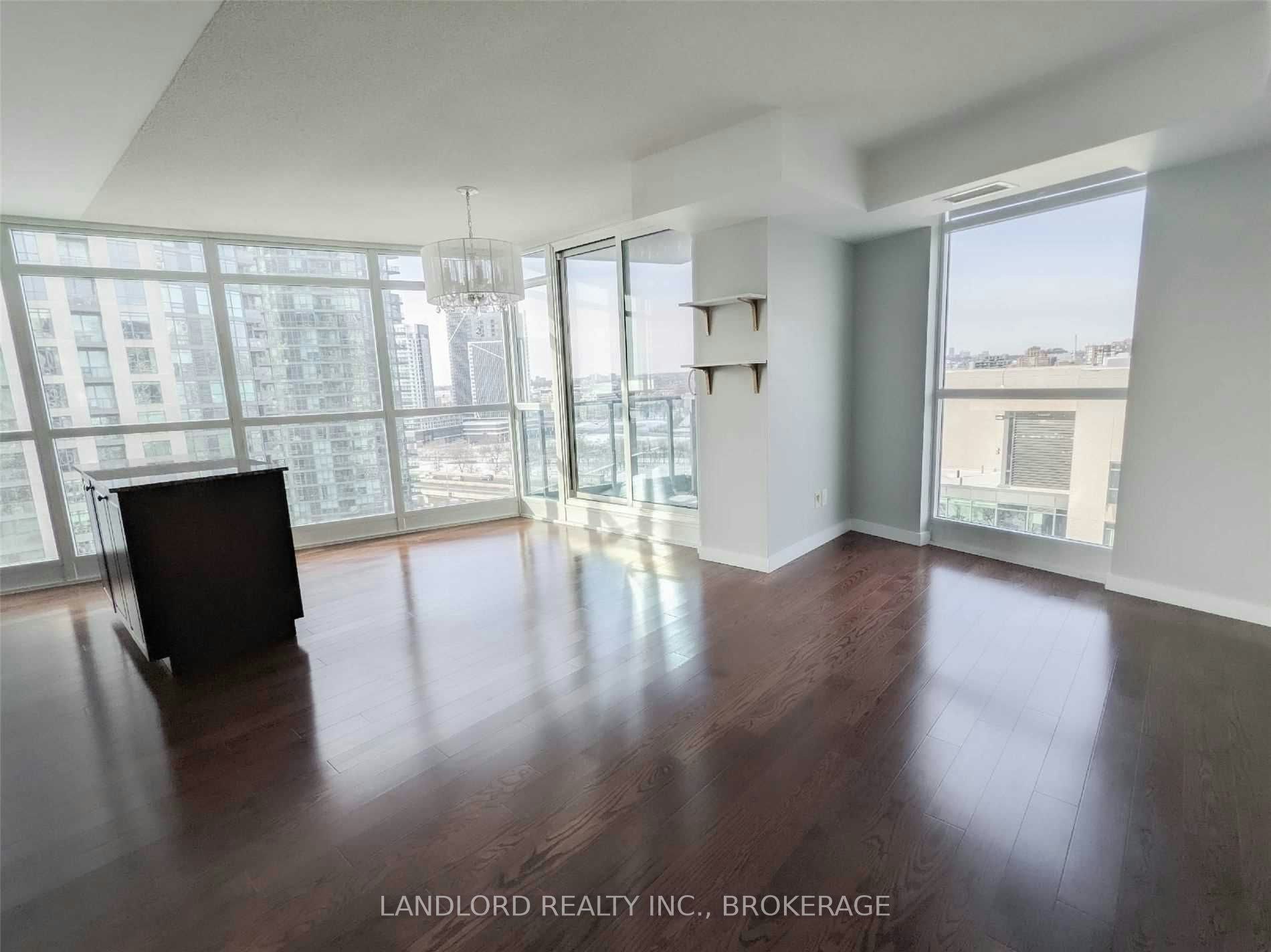 1910-215 Fort York Boulevard, Toronto, ON, M5V 4A2 - 3