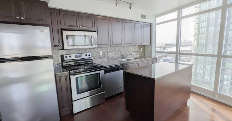 1910-215 Fort York Boulevard, Toronto, ON, M5V 4A2