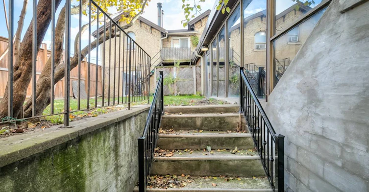 304-181 Gerrard Street E, Toronto, ON, M5A 2E5 - 11