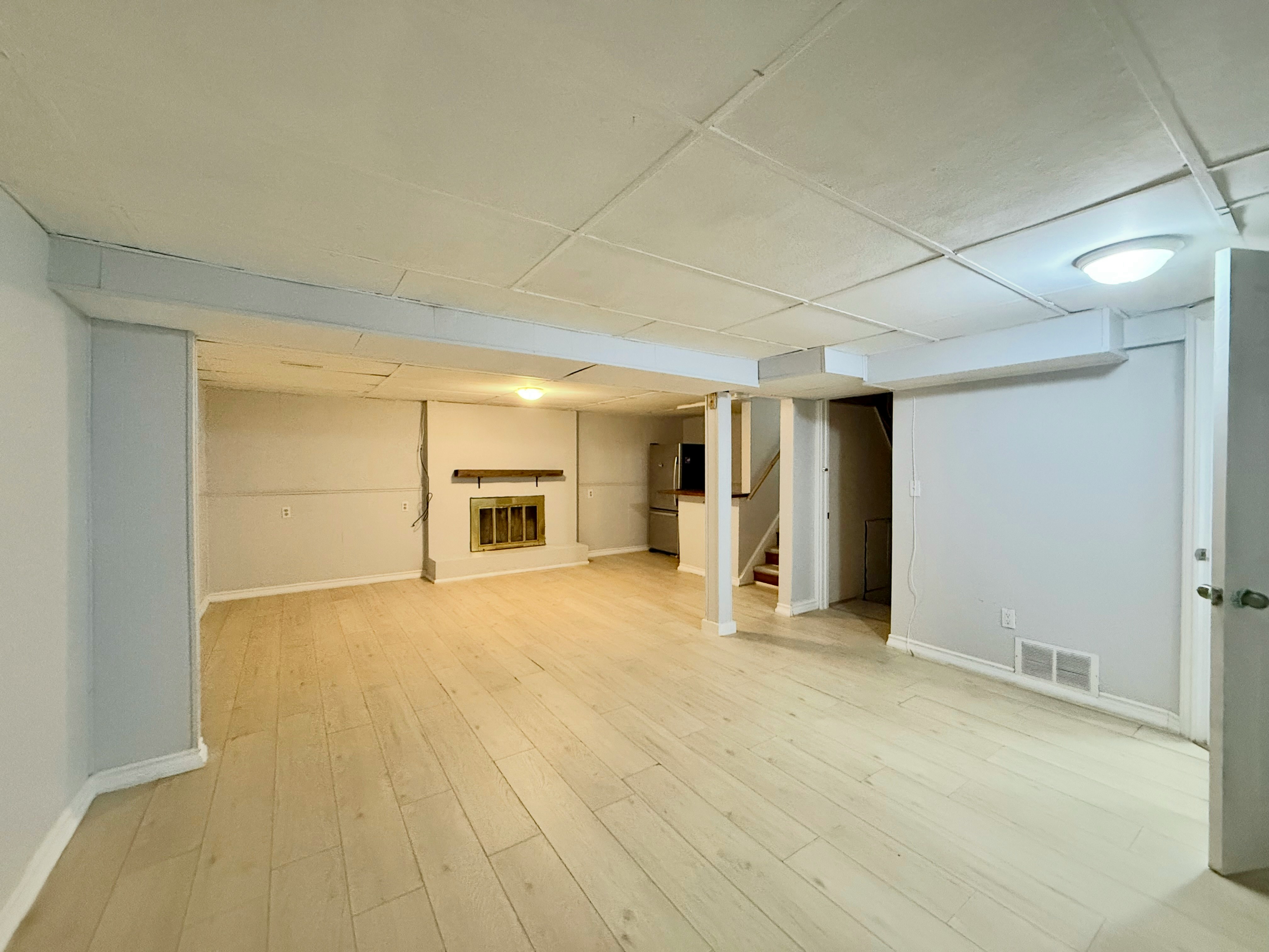 141 Adis Avenue, Hamilton, ON, L9C 6T9 - 14