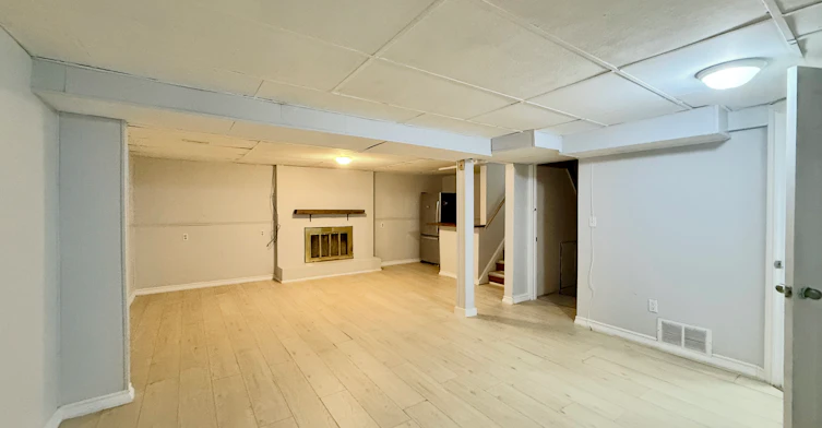 141 Adis Avenue, Hamilton, ON, L9C 6T9 - 14