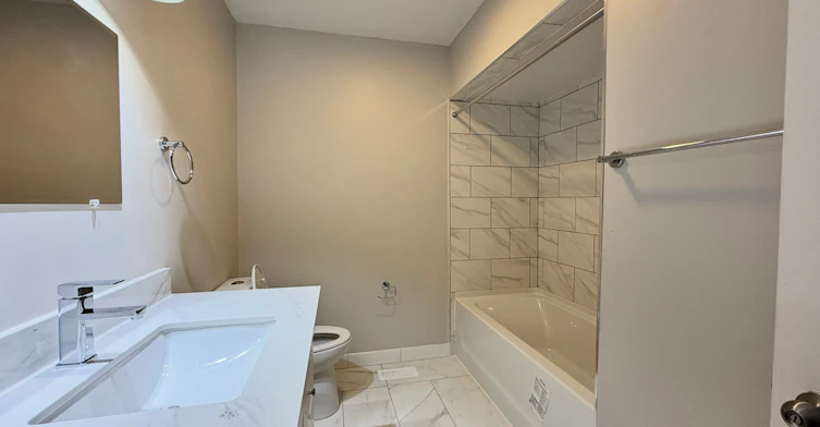 141 Adis Avenue, Hamilton, ON, L9C 6T9 - 15