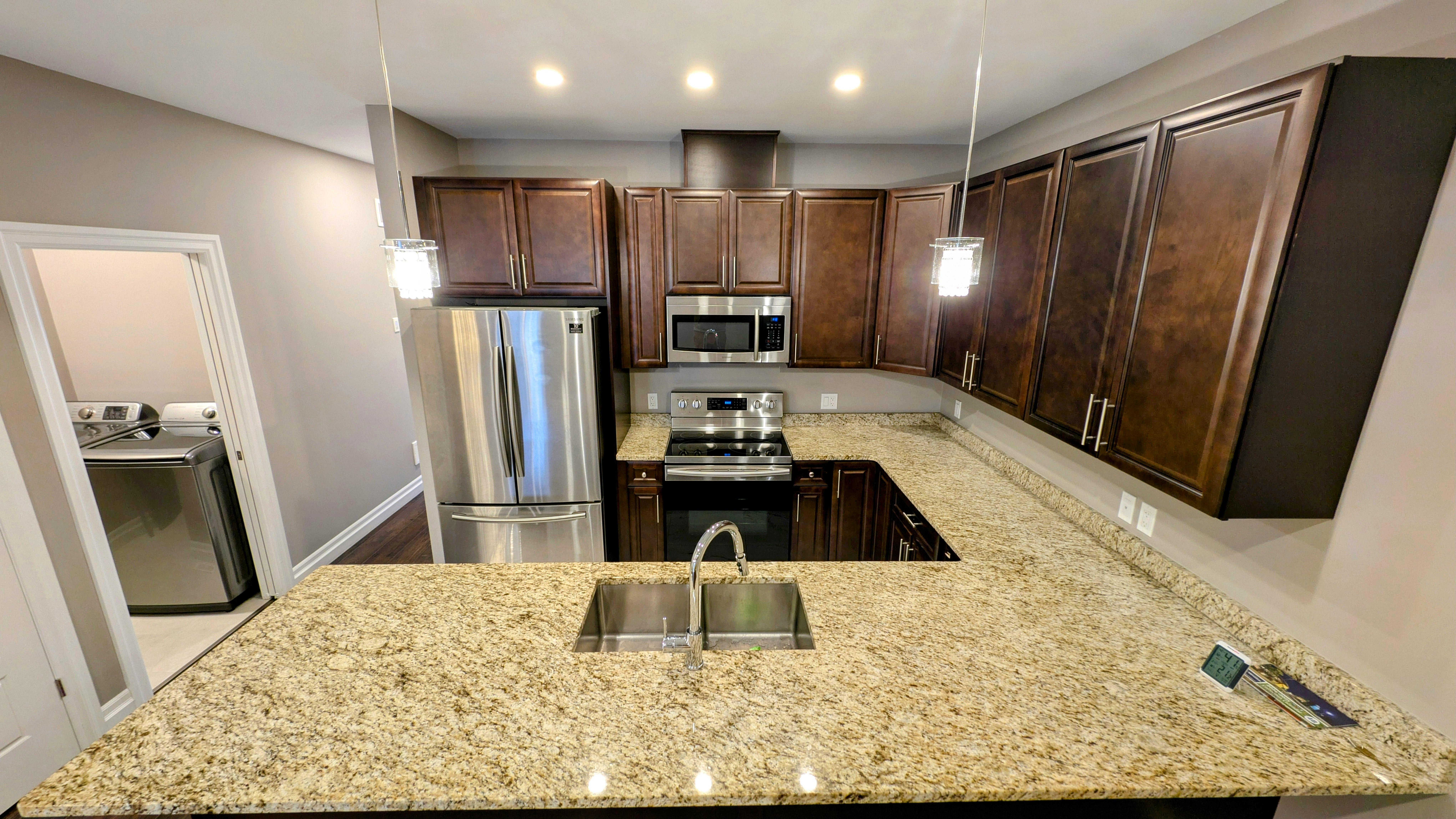 1947 Ethan Court, Windsor, ON, N8T 0B3 - 7