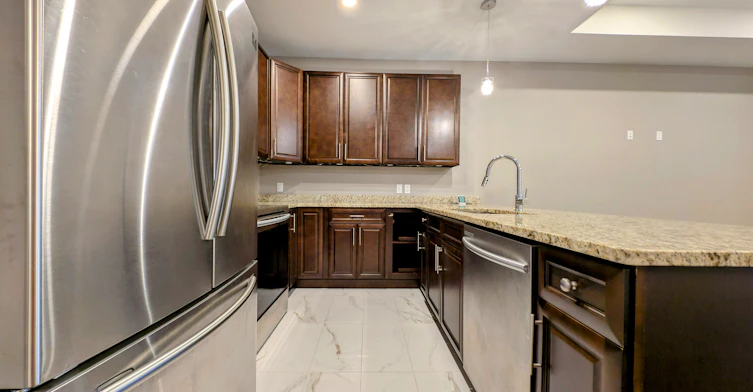 1947 Ethan Court, Windsor, ON, N8T 0B3 - 6