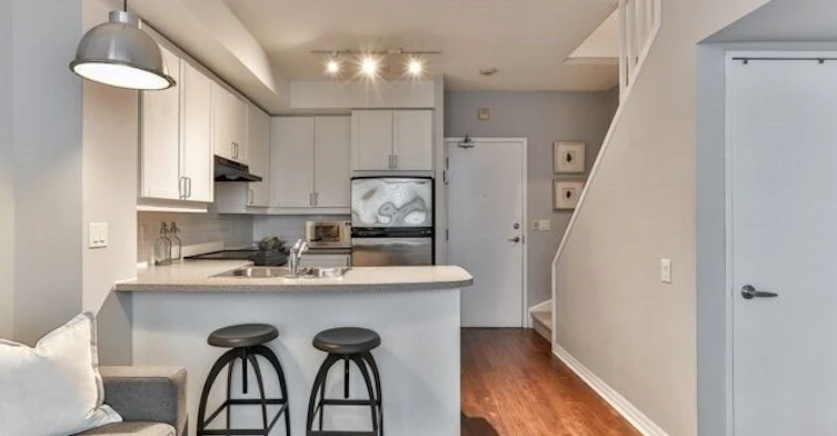 406-901 Queen Street West, Toronto, ON, M6J 3X4 - 6