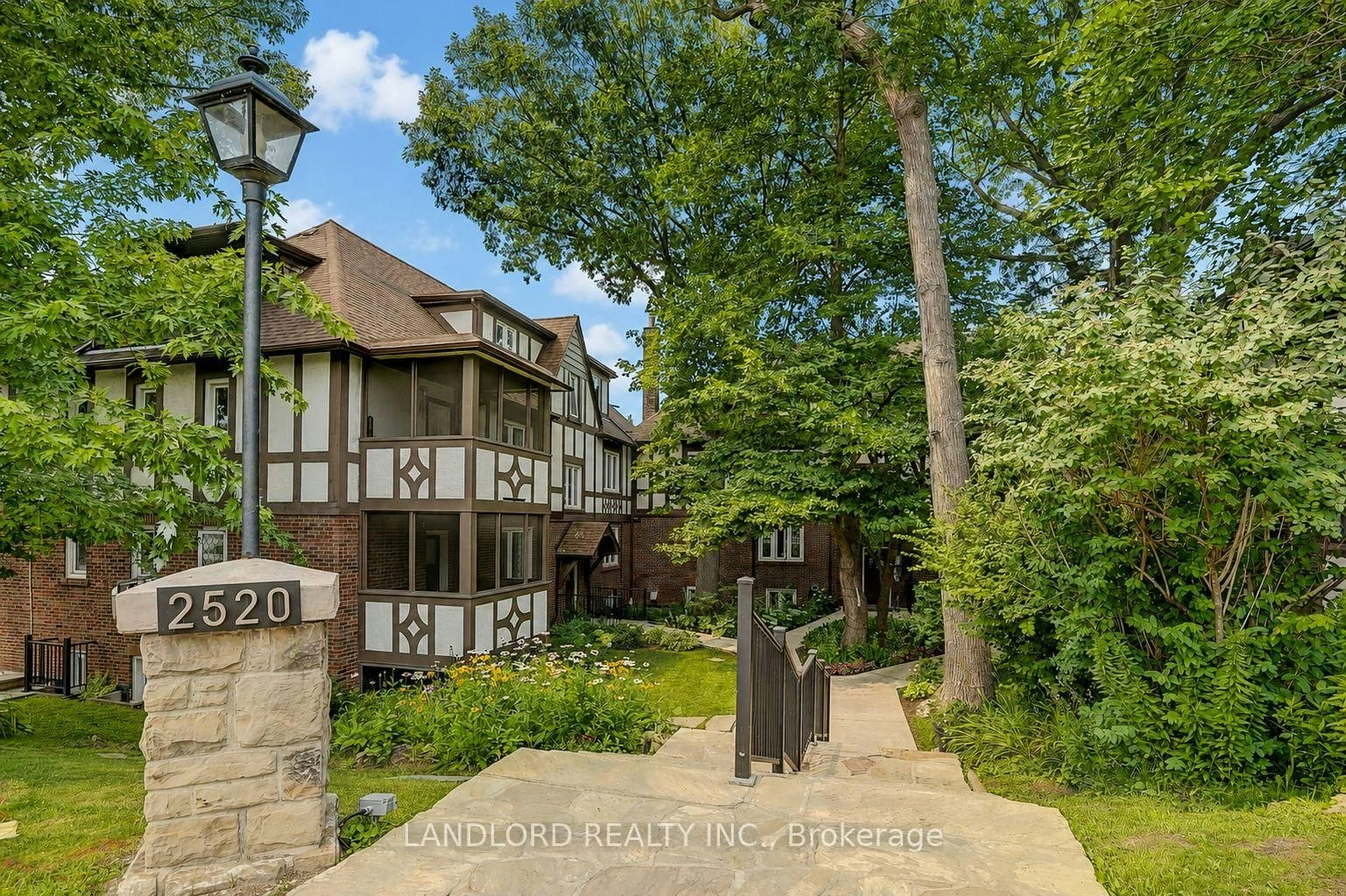 12-2520 Bloor Street West, Toronto, ON, M6S 1R8 - 37
