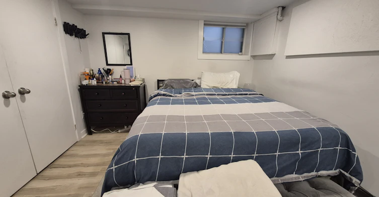 Bsmt-1191 Woodbine Avenue, Toronto, ON, M4C 4E1 - 12