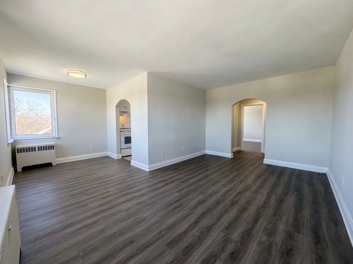 U301-36 Wood Glen Road, Toronto, ON, M1N 2V9 - 3