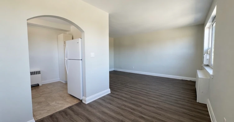 U301-36 Wood Glen Road, Toronto, ON, M1N 2V9 - 4