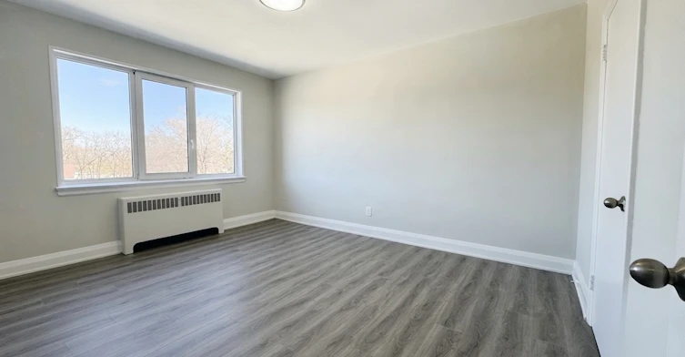 U301-36 Wood Glen Road, Toronto, ON, M1N 2V9 - 5