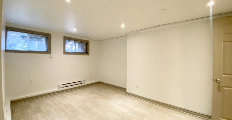 5-209 Madison Avenue, Toronto, ON, M5R 2S6 - 19
