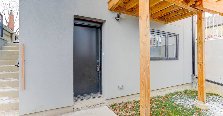 Lower-2071 Keele Street, Toronto, ON, M6M 3Y8 - 25