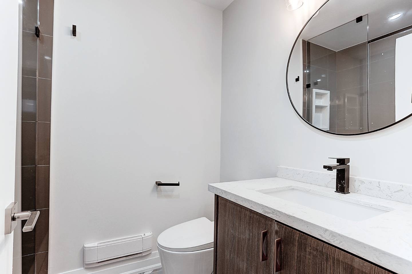 Lower-2071 Keele Street, Toronto, ON, M6M 3Y8 - 13