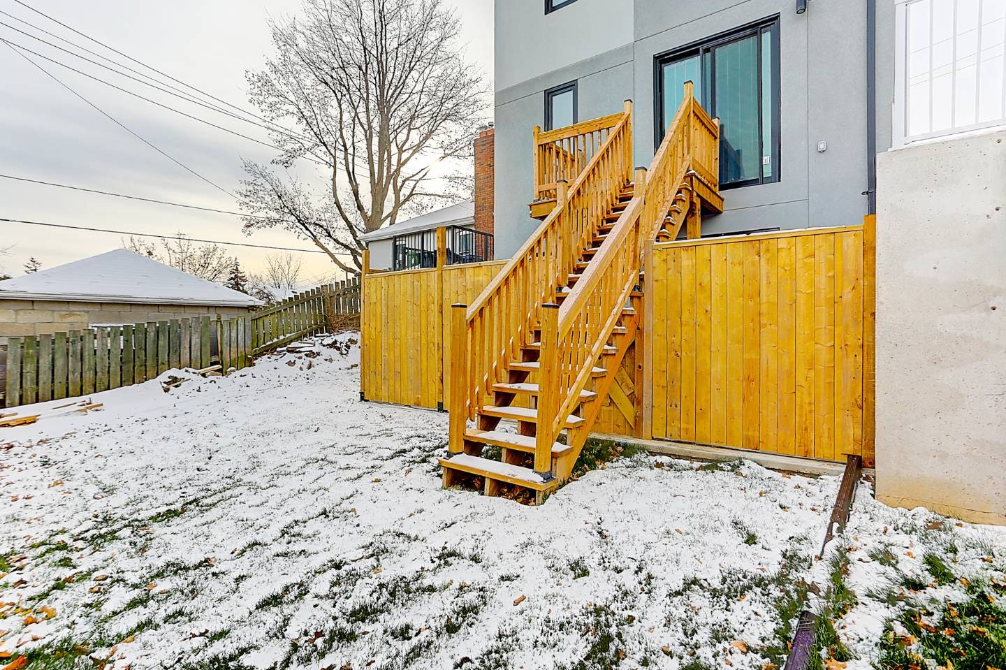 Lower-2071 Keele Street, Toronto, ON, M6M 3Y8 - 23