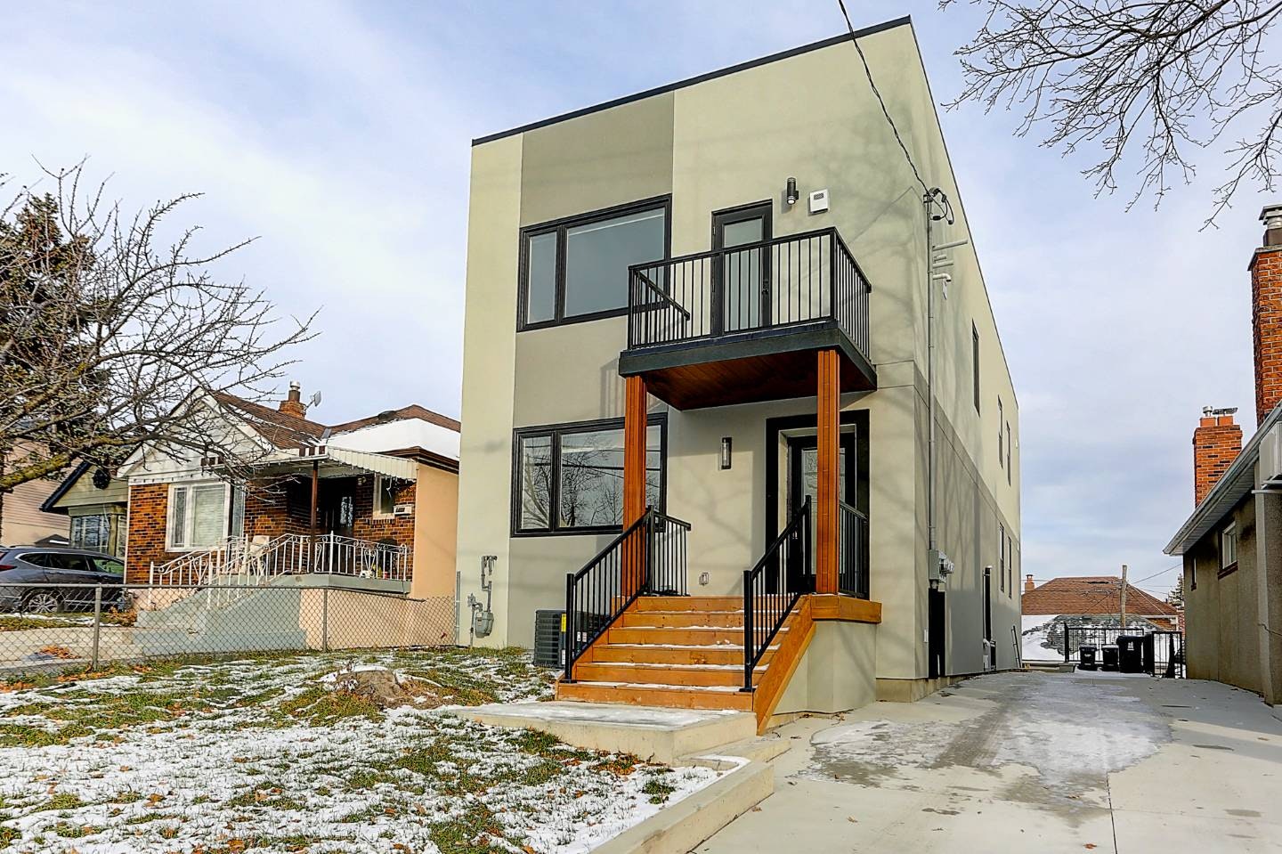 Lower-2071 Keele Street, Toronto, ON, M6M 3Y8 - 26